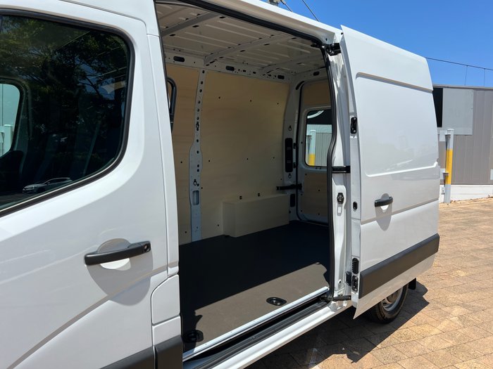 2025 Renault Master MY25 MWB Pro Automatic with Trade Pack