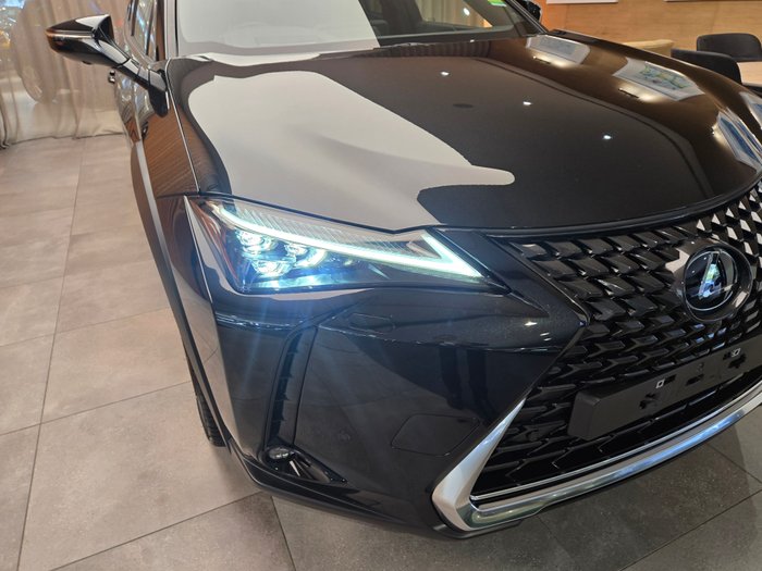 2024 Lexus UX300E Sports Luxury 71.4 kWh Li-ion batt Automatic SUV