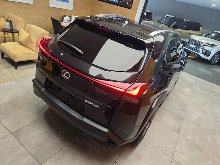 2024 Lexus UX300E Sports Luxury 71.4 kWh Li-ion batt Automatic SUV