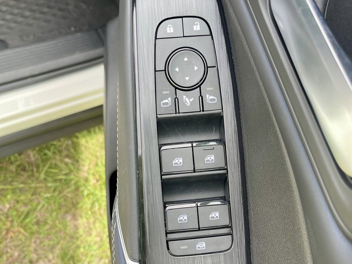 2025 NISSAN QASHQAI STL