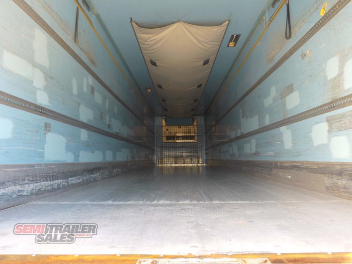 2005 Maxitrans 22 Pallet Refrigerated Pantech