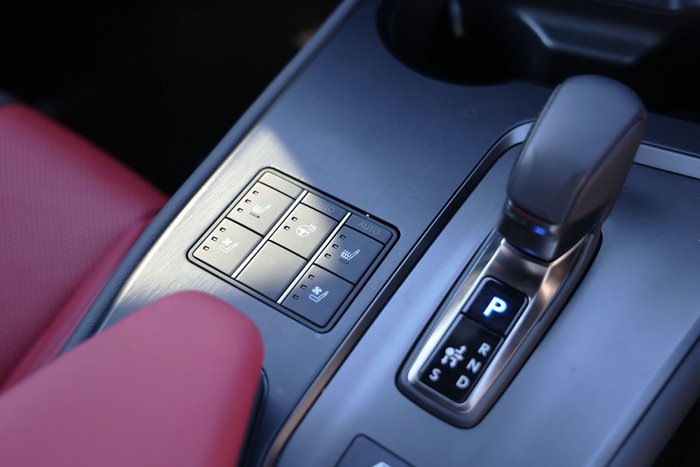 2025 Lexus UX300h F Sport 2WD