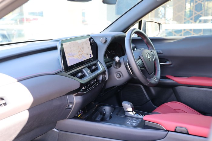 2025 Lexus UX300h F Sport 2WD