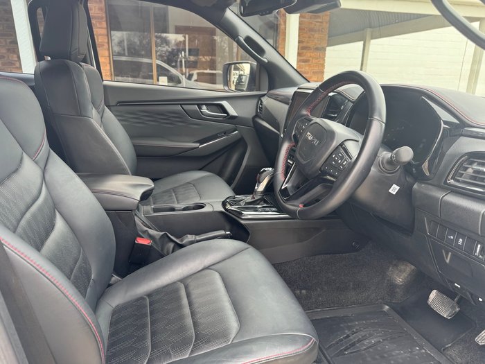 2024 ISUZU D-MAX XT