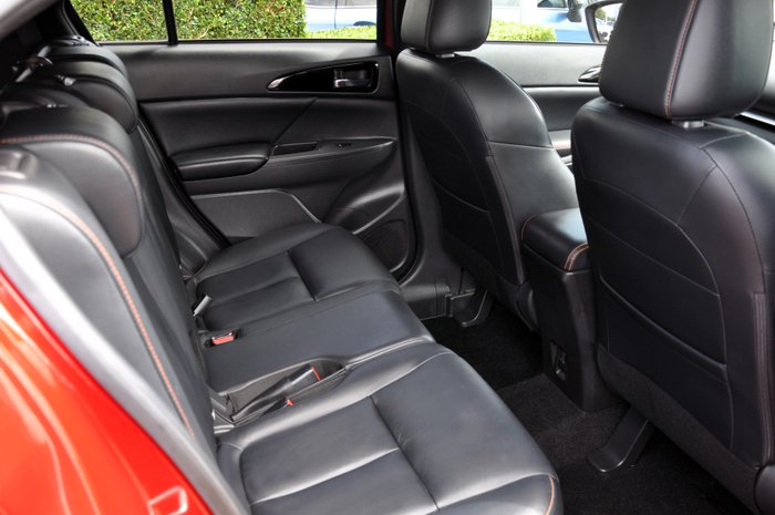 2020 MITSUBISHI ECLIPSE CROSS EXCEED (2WD)