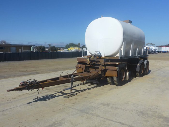 2005 Henry Hope Engineering Super Dog Water Tanker