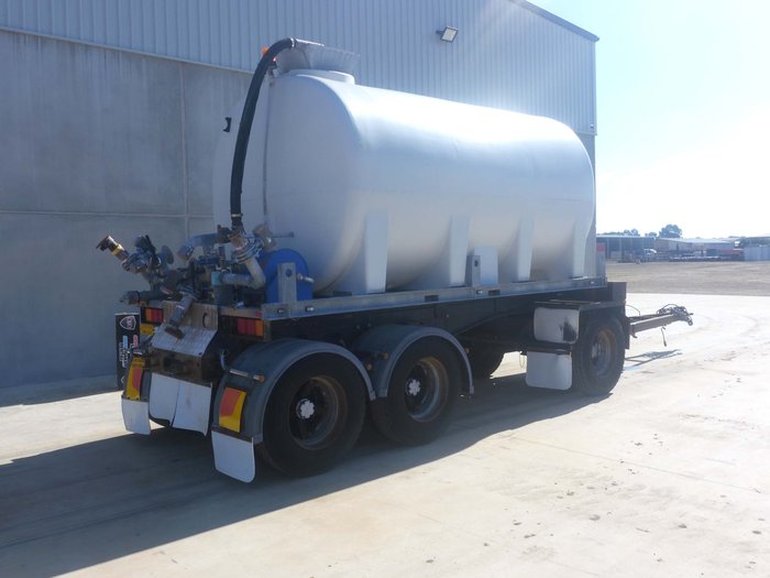 2005 Henry Hope Engineering Super Dog Water Tanker