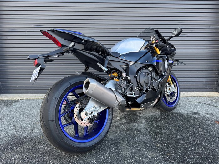 2026 Yamaha YZF-R1M Carbon Fibre