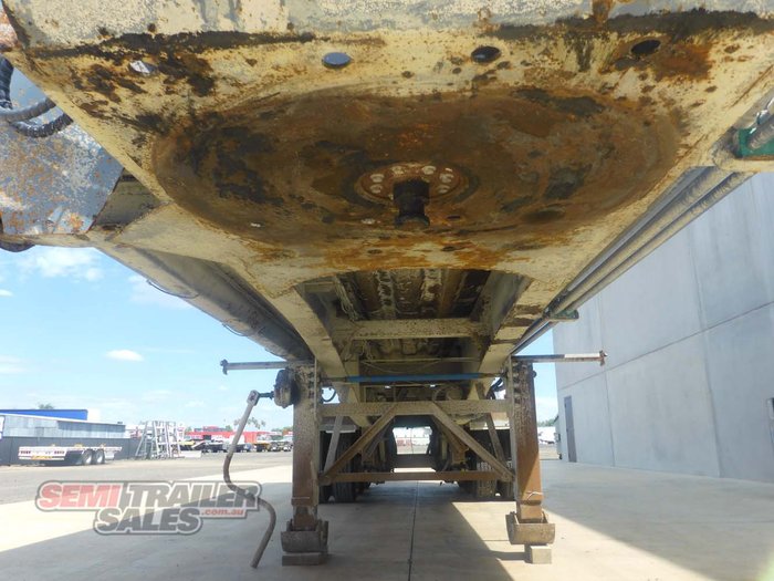 2018 Howard Porter Tri Axle Side Tipper