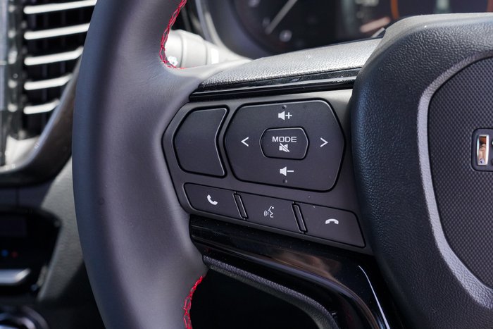 2025 Isuzu D-MAX X-TERRAIN