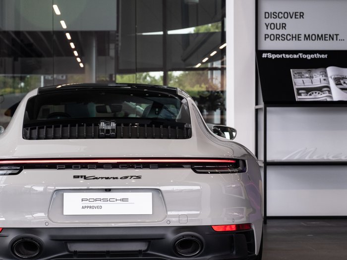 2024 Porsche 911 Carrera GTS