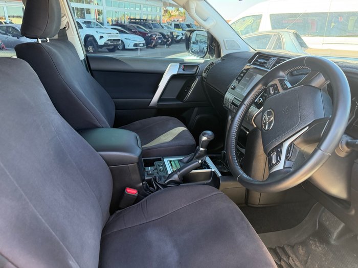 2023 Toyota Prado GXL White
