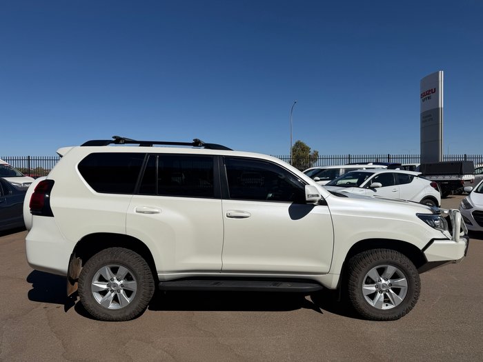 2023 Toyota Prado GXL White