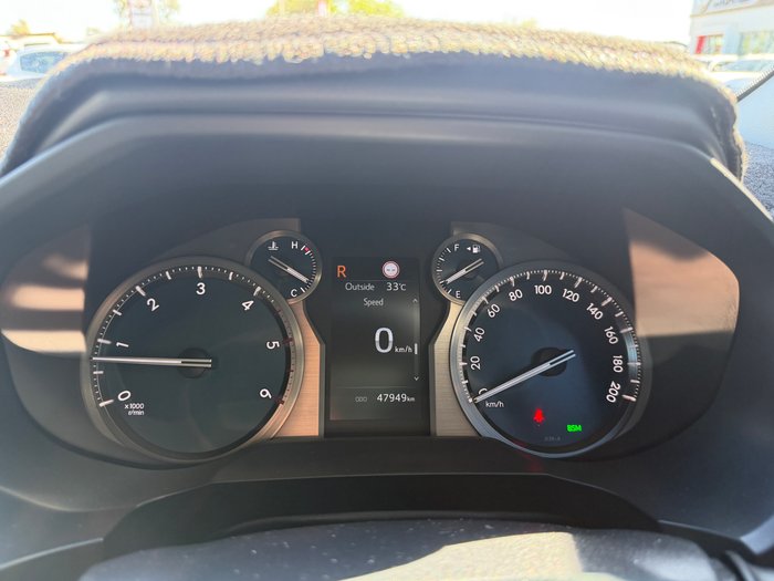 2023 Toyota Prado GXL White