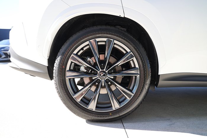 2025 Lexus NX450h+ NX450h+ F Sport 2.5L PHEV Auto CVT Wagon 2M00560 001