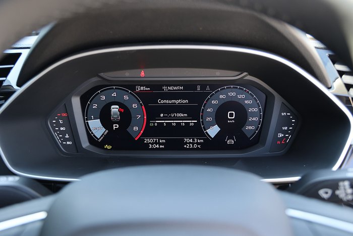 2024 AUDI Q3 35 TFSI DYNAMIC BLACK