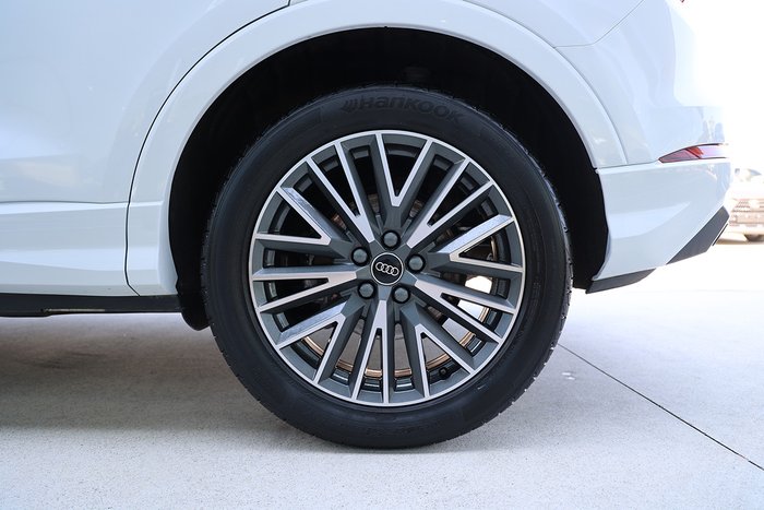 2024 AUDI Q3 35 TFSI DYNAMIC BLACK