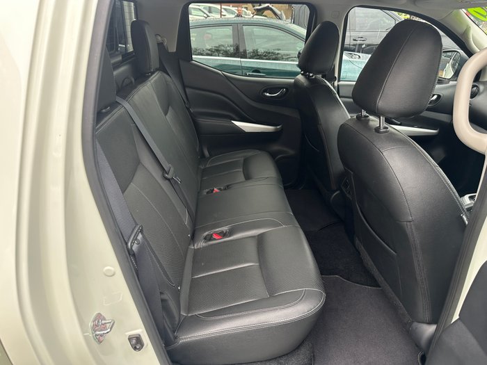 2019 NISSAN NP300 NAVARA ST-X