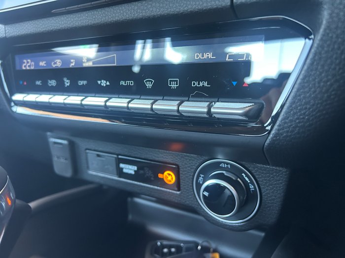 2025 Mazda BT-50 XTR