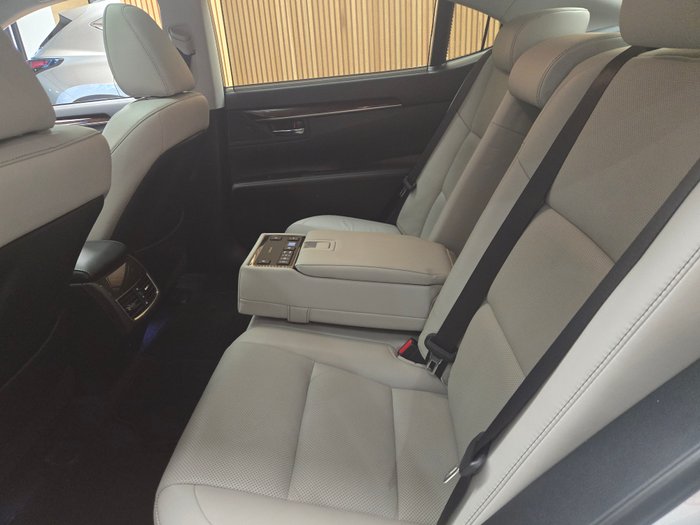 2014 Lexus ES350 Sports Luxury 3.5L Petrol Automatic Sedan