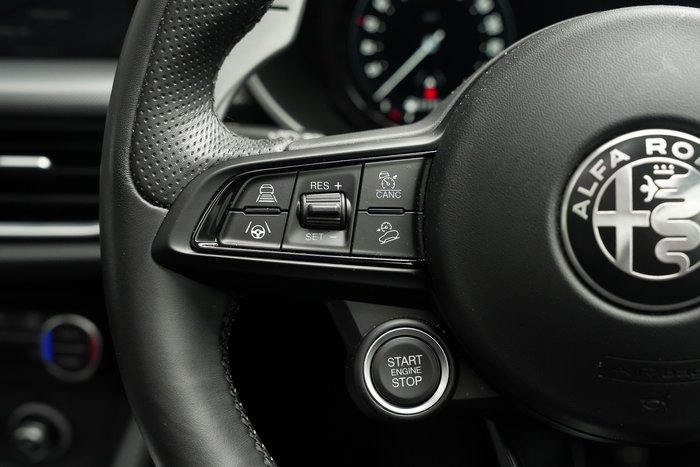 2023 Alfa Romeo Stelvio Veloce