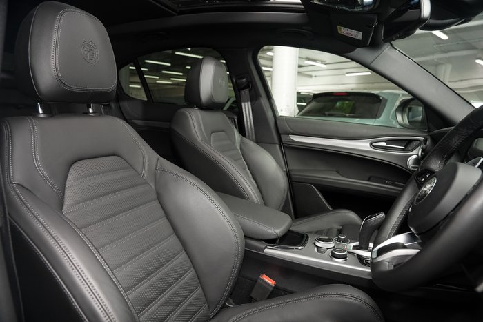 2023 Alfa Romeo Stelvio Veloce