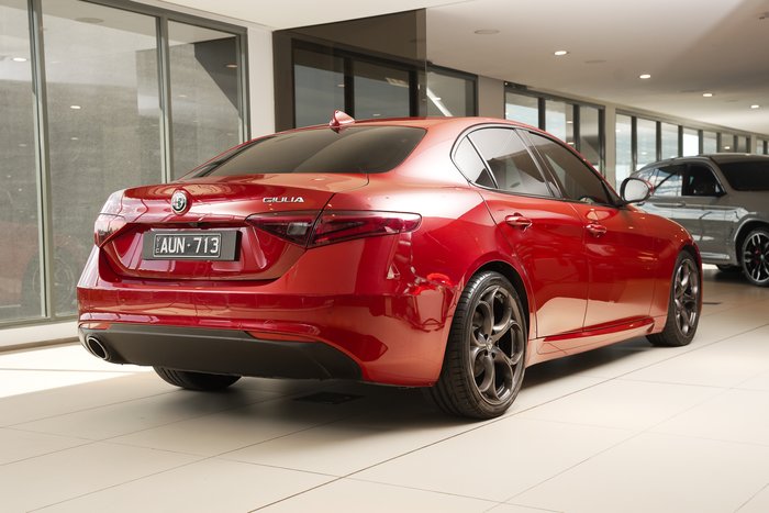2018 Alfa Romeo Giulia Super