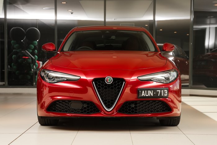 2018 Alfa Romeo Giulia Super
