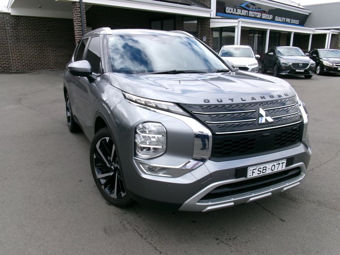 2022 MITSUBISHI OUTLANDER ASPIRE 7 SEAT (AWD)