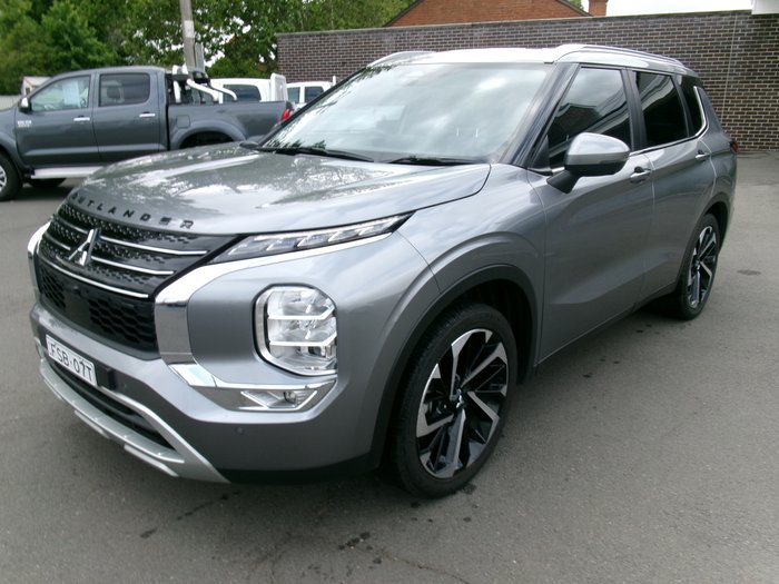 2022 MITSUBISHI OUTLANDER ASPIRE 7 SEAT (AWD)