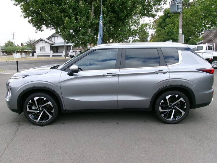 2022 MITSUBISHI OUTLANDER ASPIRE 7 SEAT (AWD)