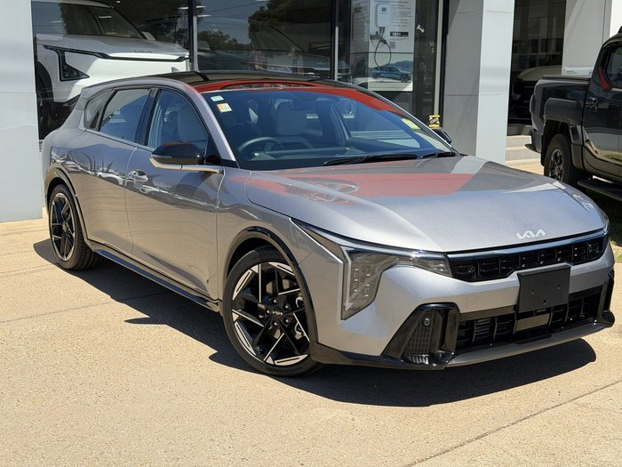 2026 Kia K4