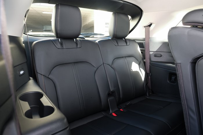 2025 Mazda CX-80 G40e Touring