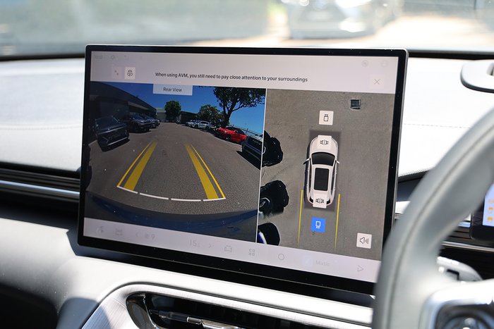 2026 Geely Starray Em-i