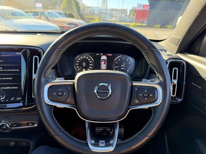 2018 Volvo XC40 T5 R-Design