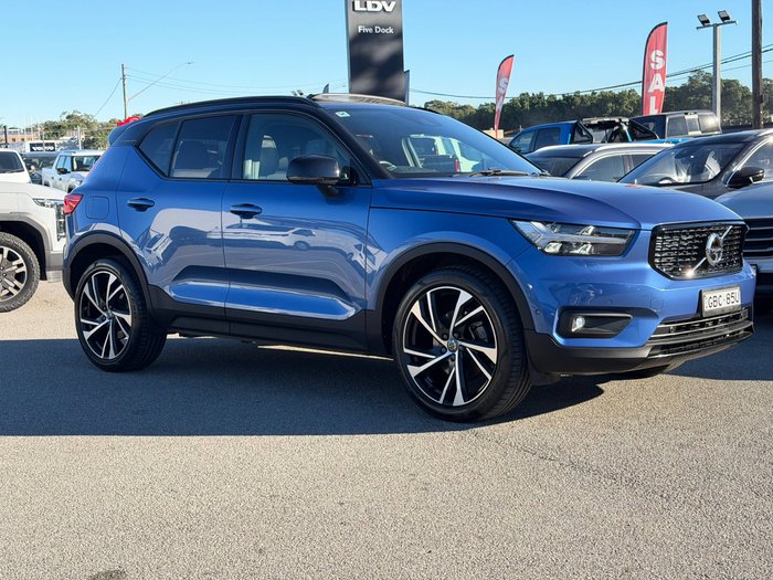 2018 Volvo XC40 T5 R-Design
