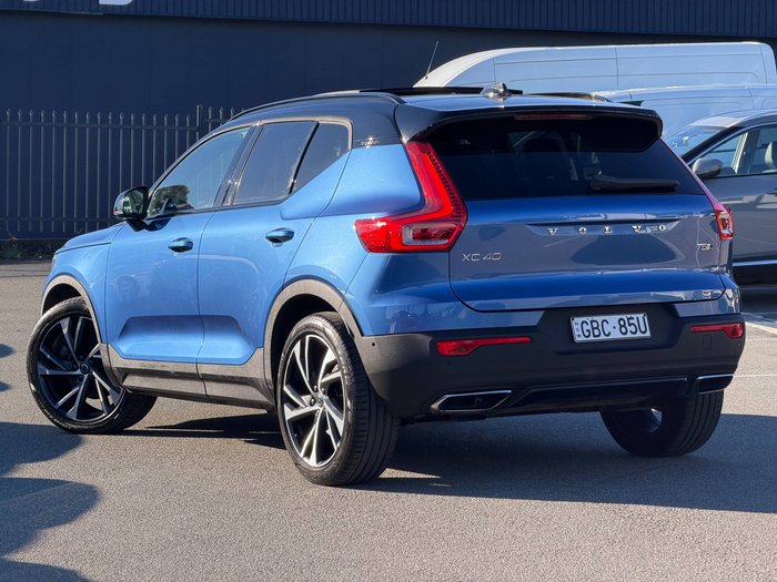 2018 Volvo XC40 T5 R-Design