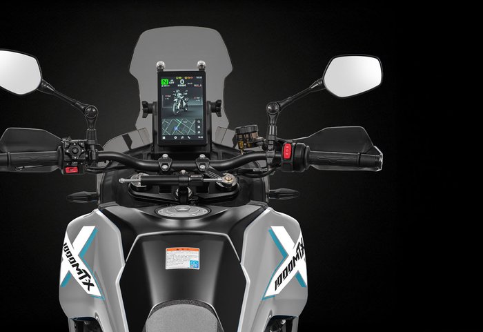 2025 CFMOTO 1000MT-X LS