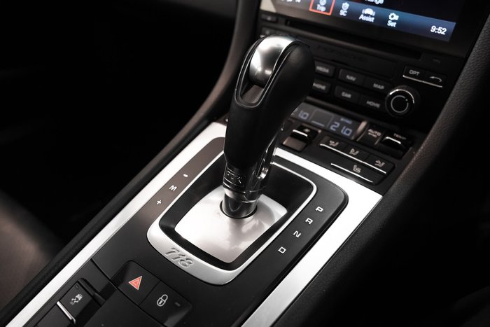 2017 Porsche 718 Cayman