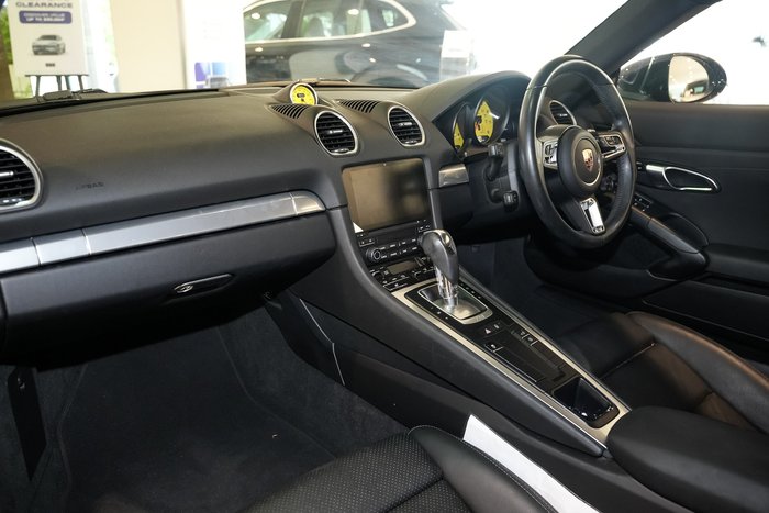 2017 Porsche 718 Cayman