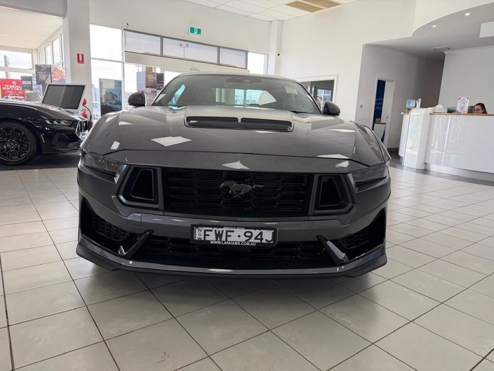2024 Ford Mustang Dark Horse