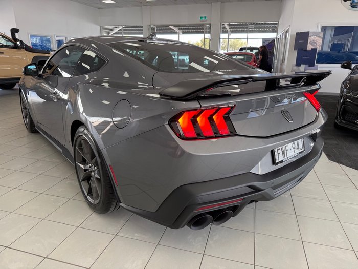 2024 Ford Mustang Dark Horse