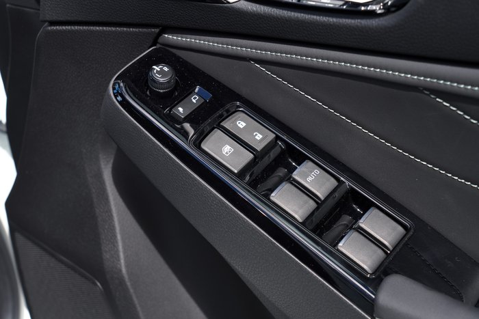 2025 Isuzu MU-X LS-T