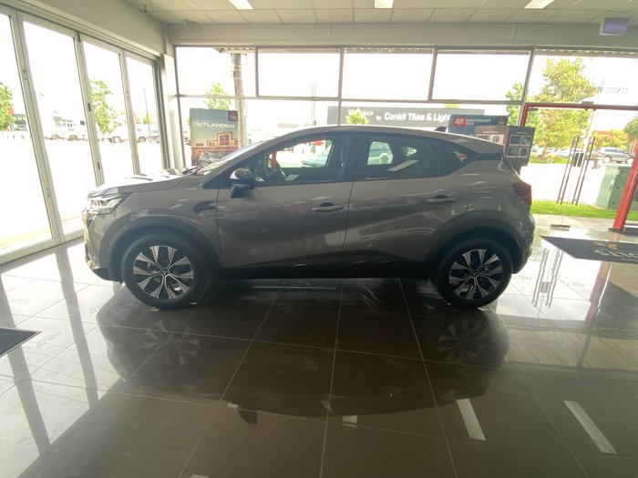 2025 MITSUBISHI ASX LS