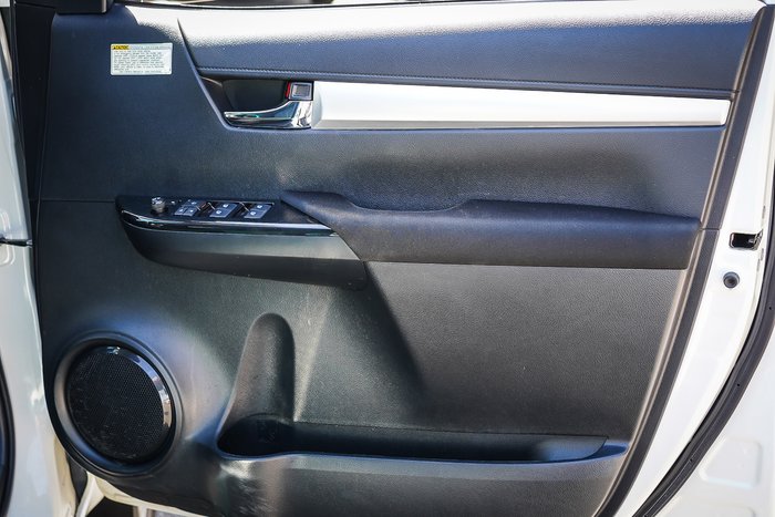 2019 Toyota HILUX SR5