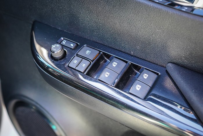 2019 Toyota HILUX SR5