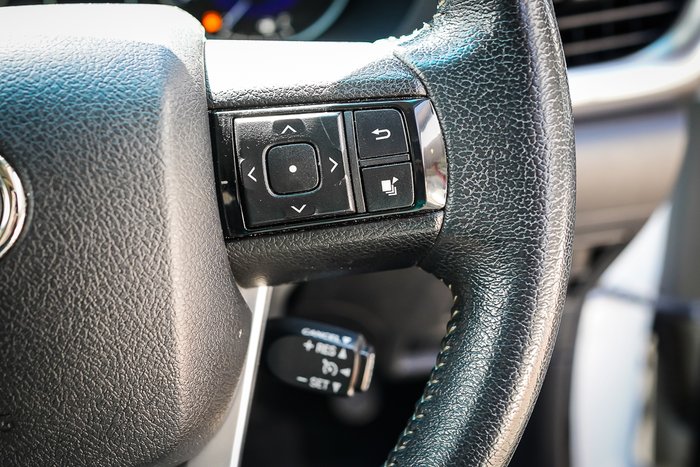 2019 Toyota HILUX SR5