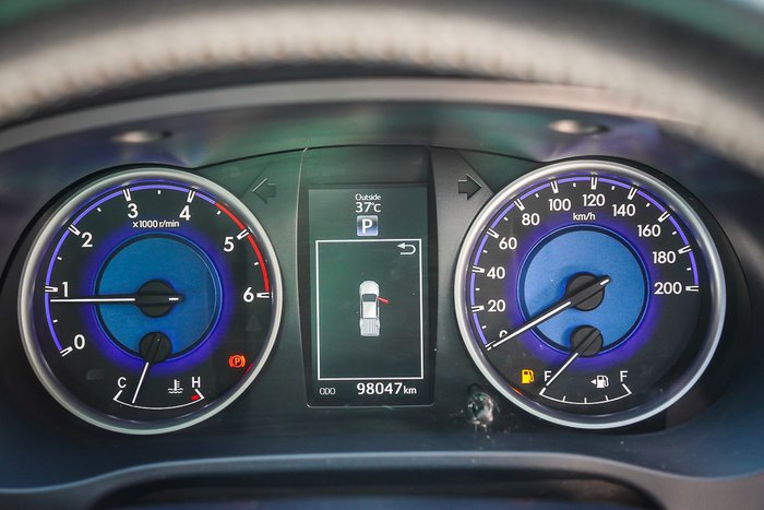 2019 Toyota HILUX SR5