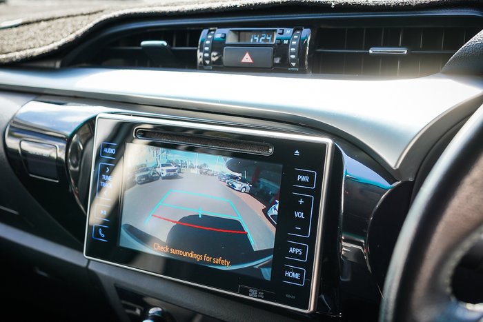 2019 Toyota HILUX SR5