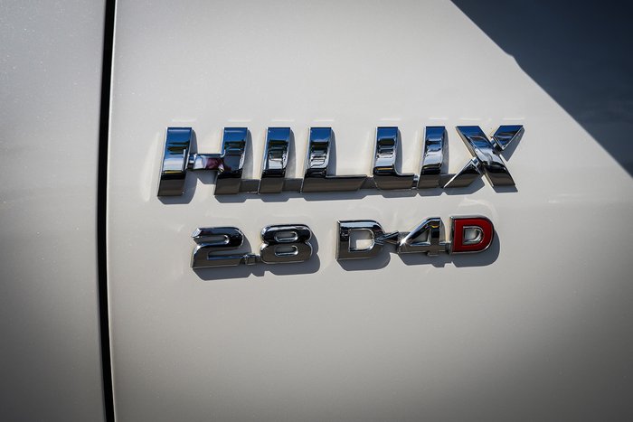 2019 Toyota HILUX SR5